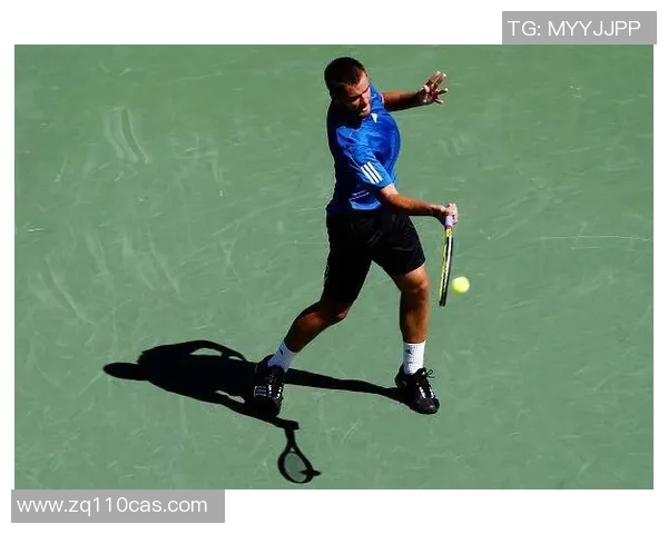 纳达尔与尤兹尼激战回顾经典对决中的技术与毅力较量